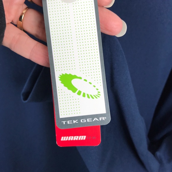 NWT Tek Gear Performance Navy Blue Long Sleeve Top - Picture 4 of 6